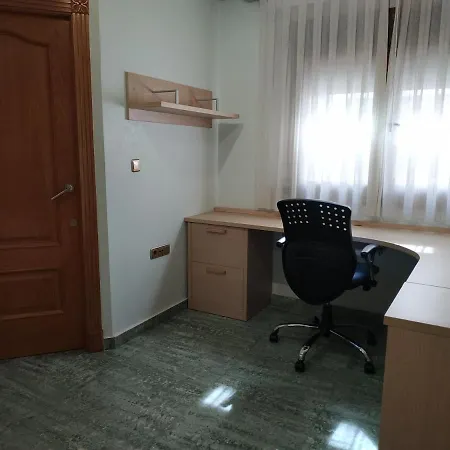 Deluxe San Julian Apartment *